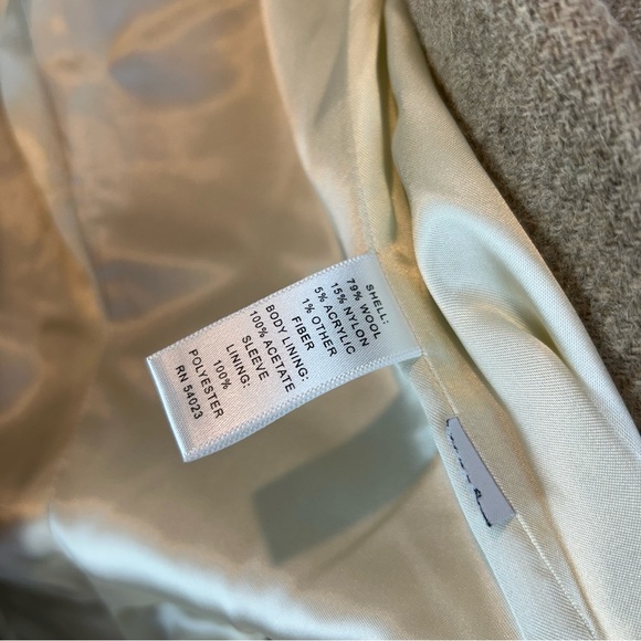 Banana Republic Tan Wool Blend Blazer Women’s Size 12 Two Button Jacket Brown - Picture 9 of 9